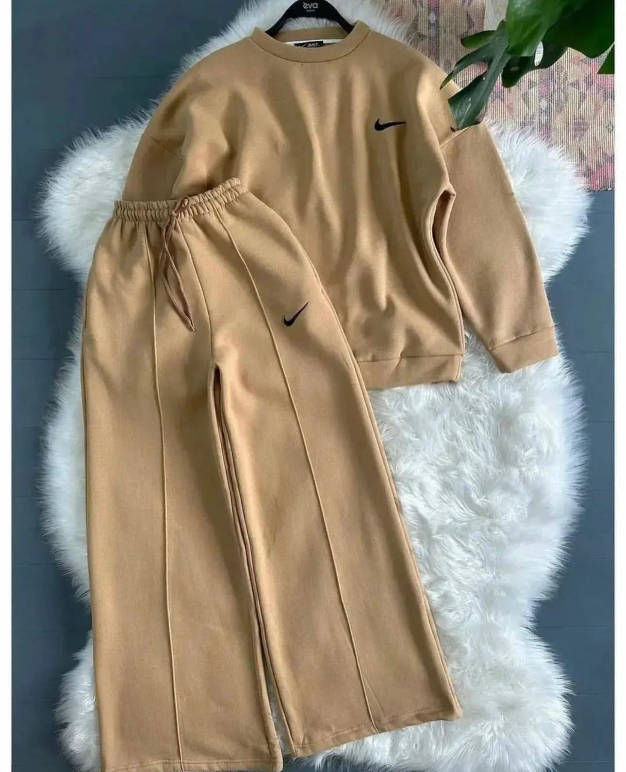 Saimwear 2 Pcs Winter Outfit CH-326