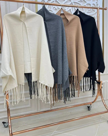 Ch 498 Saimwear Free Flow Fleece Poncho