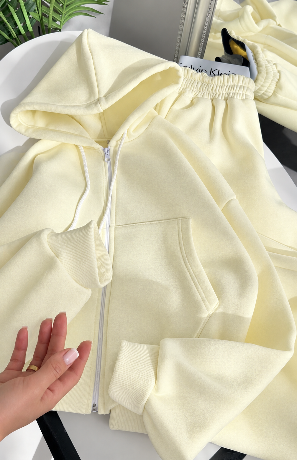CH - 6151 - Cozy Vibes Fleece Tracksuit | Saimwear