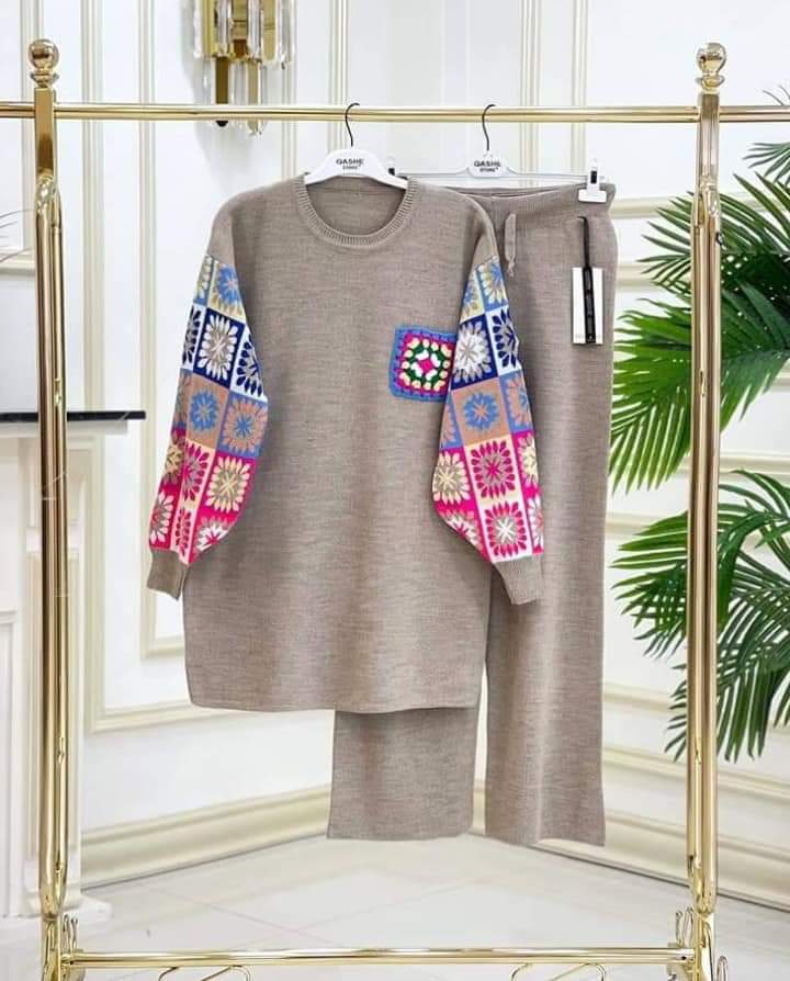 Saimwear 2 Pcs Printed Fleece Co ord Set CH 321