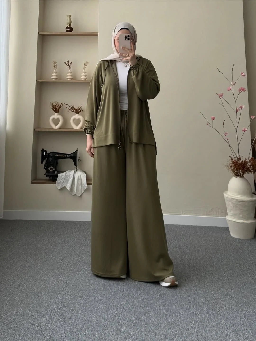 Ch 603 - Full Coverage Relaxed Fit Hoodie and Extra Wide-Leg Bottom Over Size Co ord Set -Saimwear